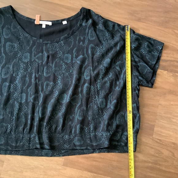 Bella Luxx Los Angeles short sleeves Tshirt blouse - Picture 6 of 8